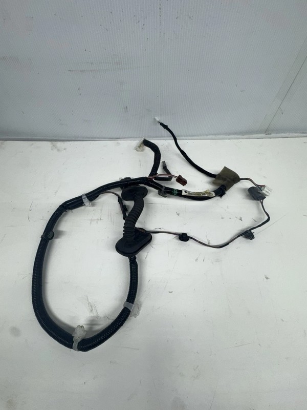 GENUINE INFINITI HARNESS ASSEMBLY – DOOR REAR 24126-6HH0A $119.99