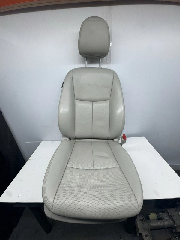 2017 – 2023 INFINITI Q50 FRONT RIGHT PASSENGER SIDE SEAT COMPLETE LEATHER OEM $250.00