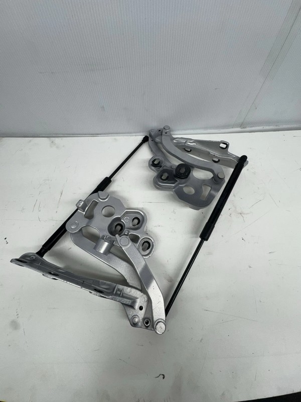 SET OF 2 FRONT LEFT & RIGHT HOOD HINGE MY83-16801-AC ASTON MARTIN DBX 707 20-24 $549.99
