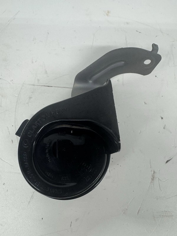 2017-2023 BMW X3 G01 G97 X4 G02 Air Horn Single 7404430-04 OEM $42.99