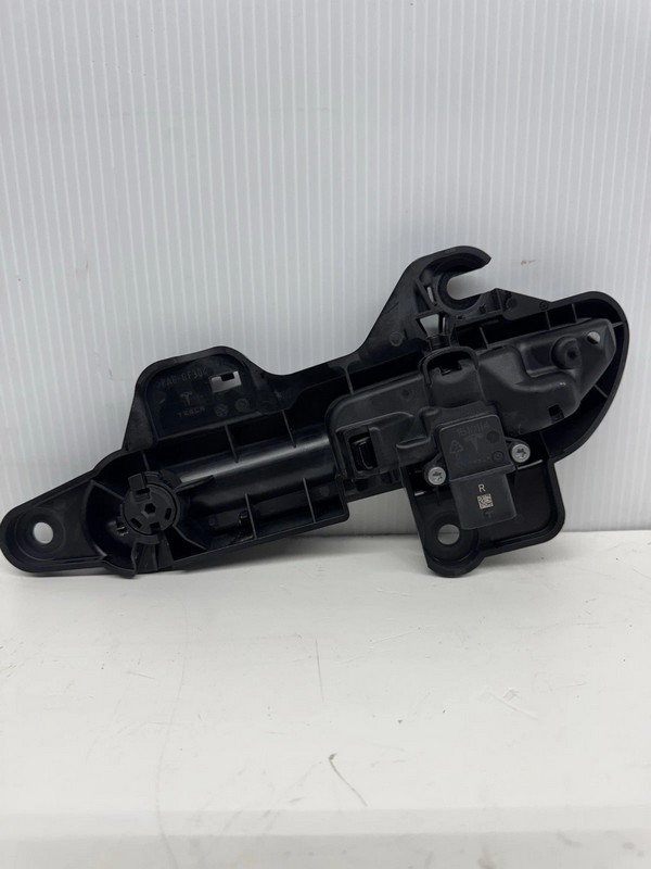 2020–2024 TESLA MODEL Y / MODEL 3 OEM RIGHT FRONT OR REAR DOOR HANDLE $59.99
