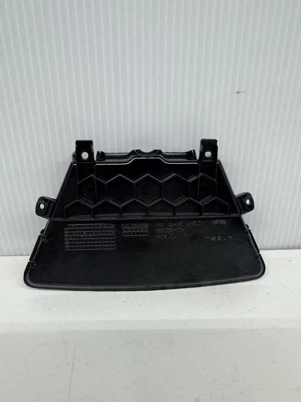 OEM TESLA MODEL 3 INTERIOR TRIPLE CAMERA GLARE SHIELD COVER 1530259-00 $39.99
